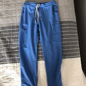 Scrubs-Figs pants